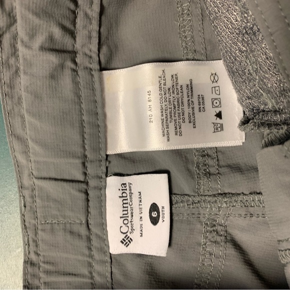 Two pairs of convertible youth pants - Picture 6 of 9